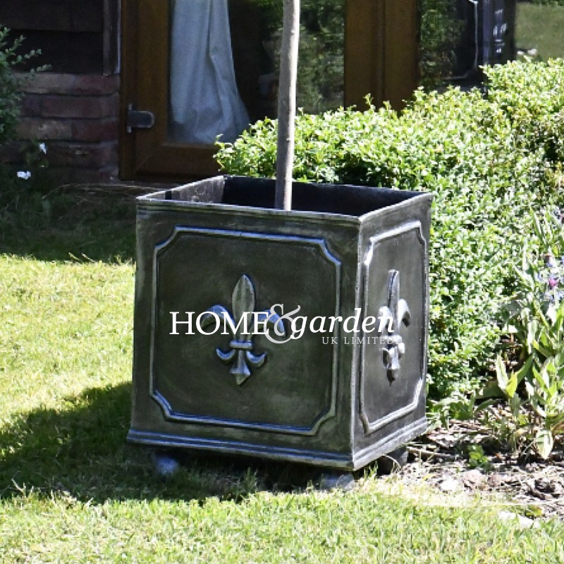 19" Fleur-De-Lis Planter - SALE