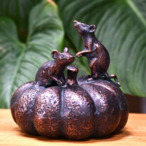 Mice on Pumpkin