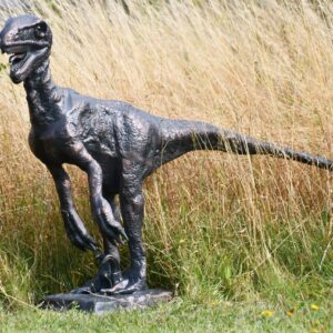DINOSAUR - VELOCIRAPTOR